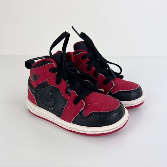 Nike Air Jordan 1 Mid Size 6C - Picture 1 of 7